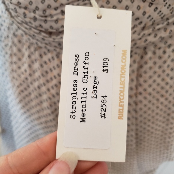 Rieley Collection - Picture 5 of 7